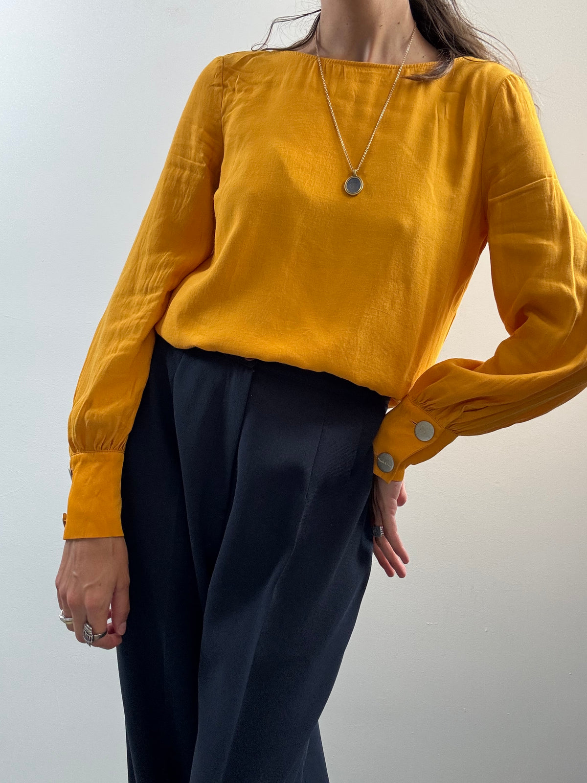 Blusa in viscosa giallo ocra