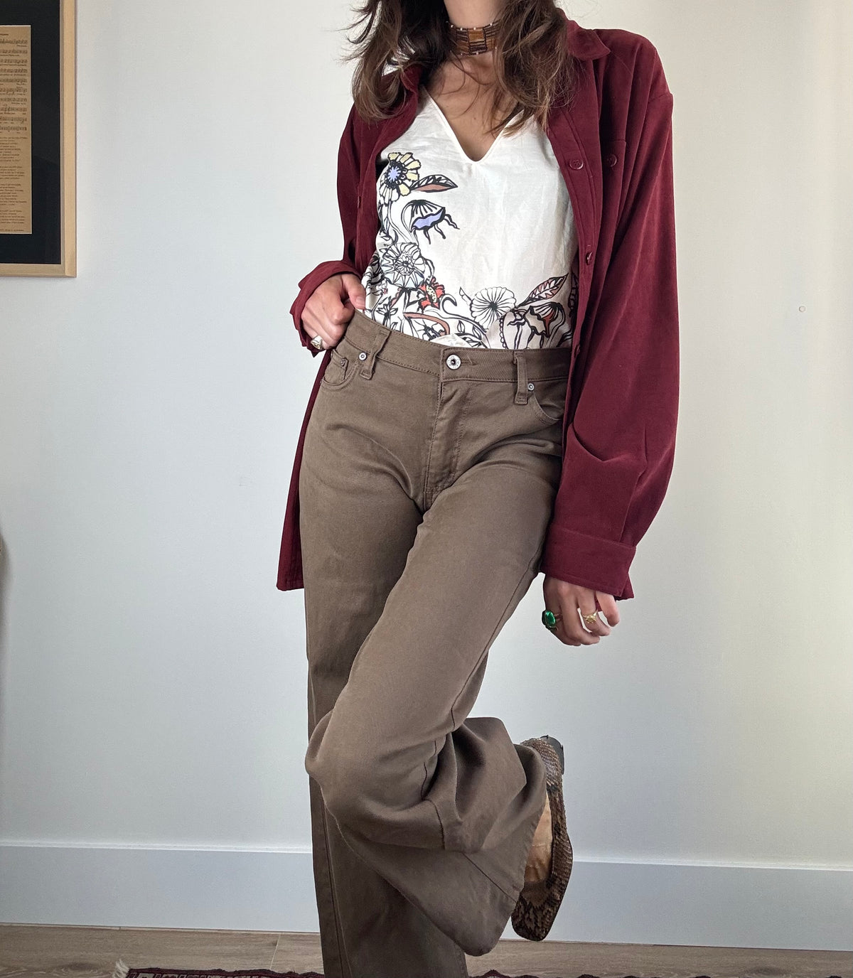 Pantalone a zampa kaki vita media