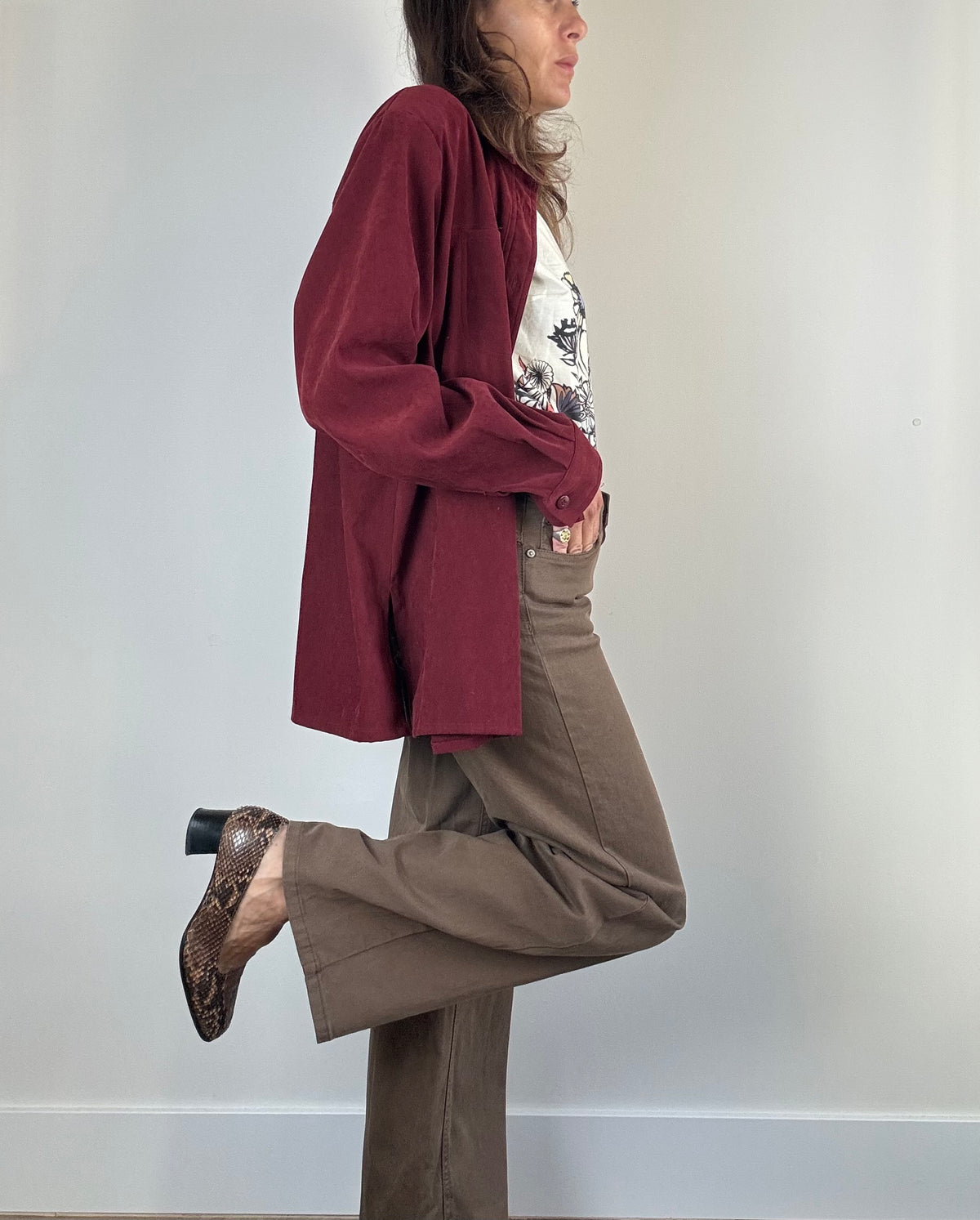 Pantalone a zampa kaki vita media