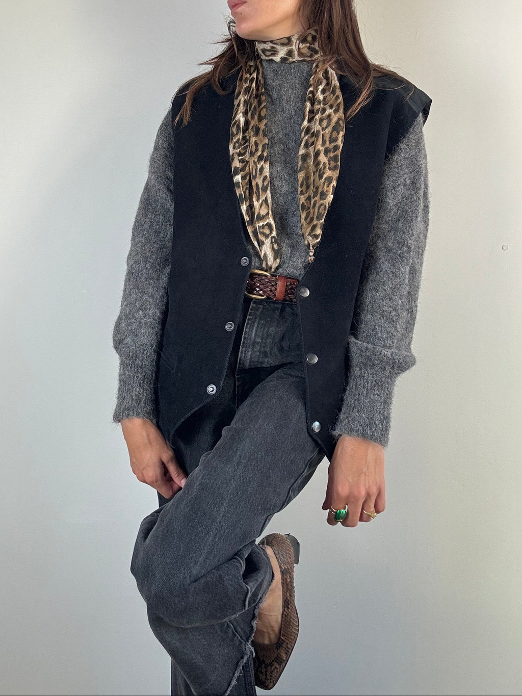 Gilet nero in pelle
