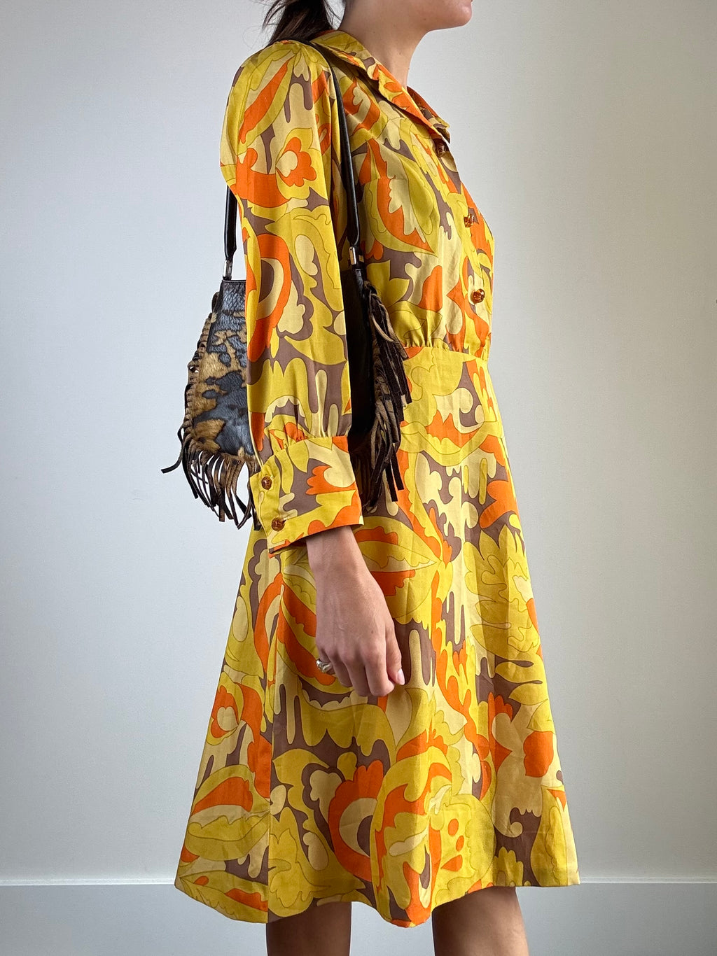 Abito giallo arancio sartoriale
