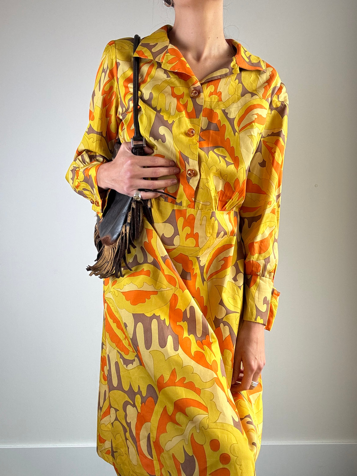 Abito giallo arancio sartoriale