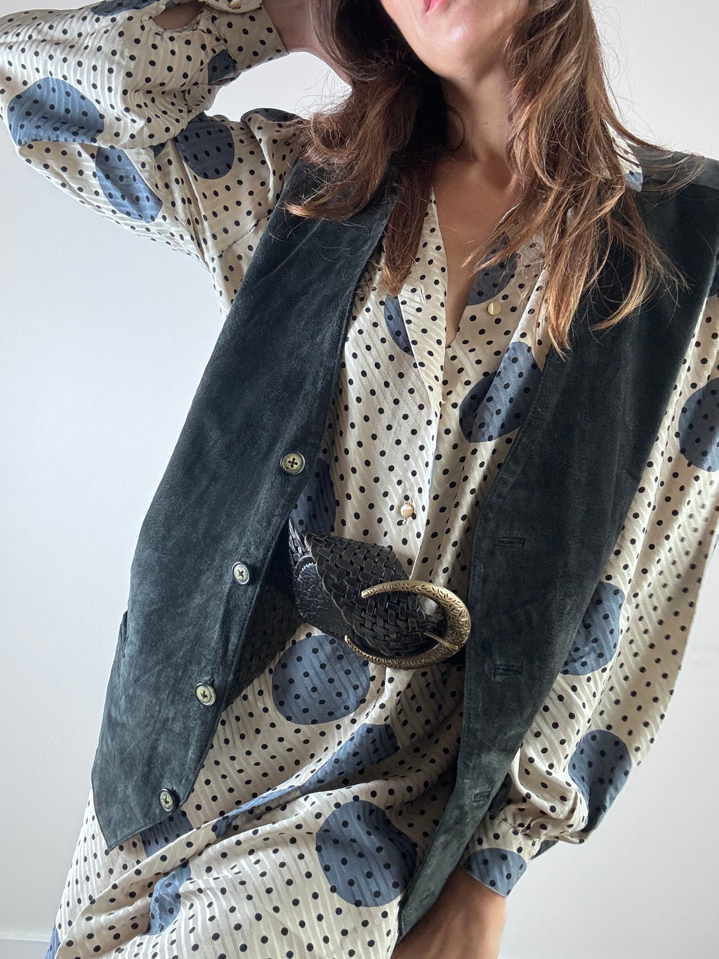 Gilet nero in camoscio e tessuto