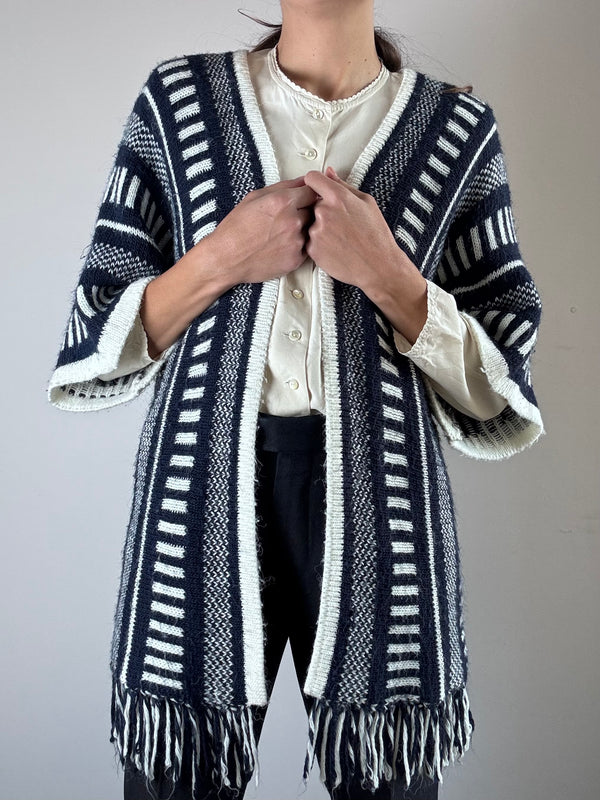 KNITWEAR