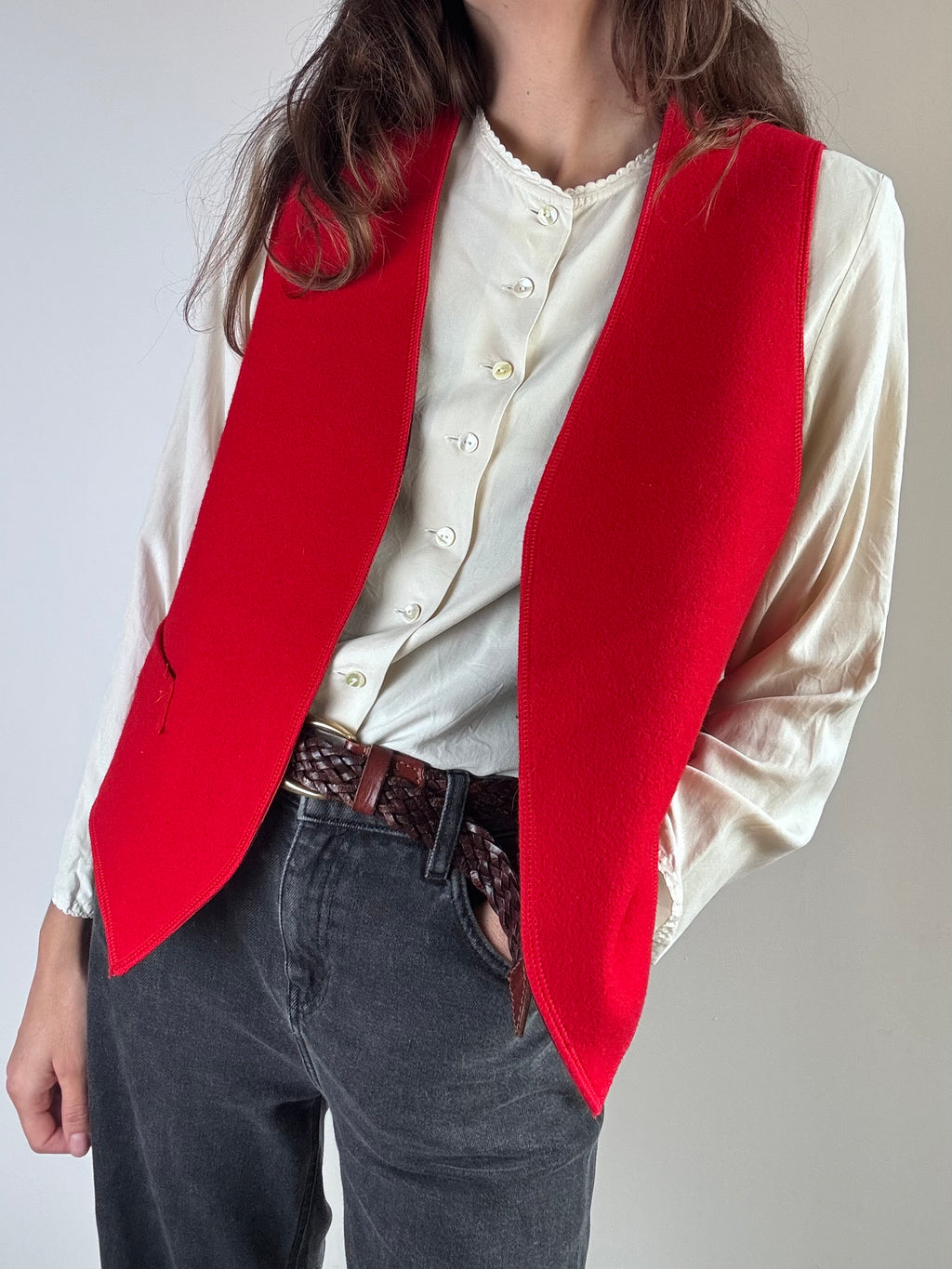 Gilet rosso e blu in lana e tessuto